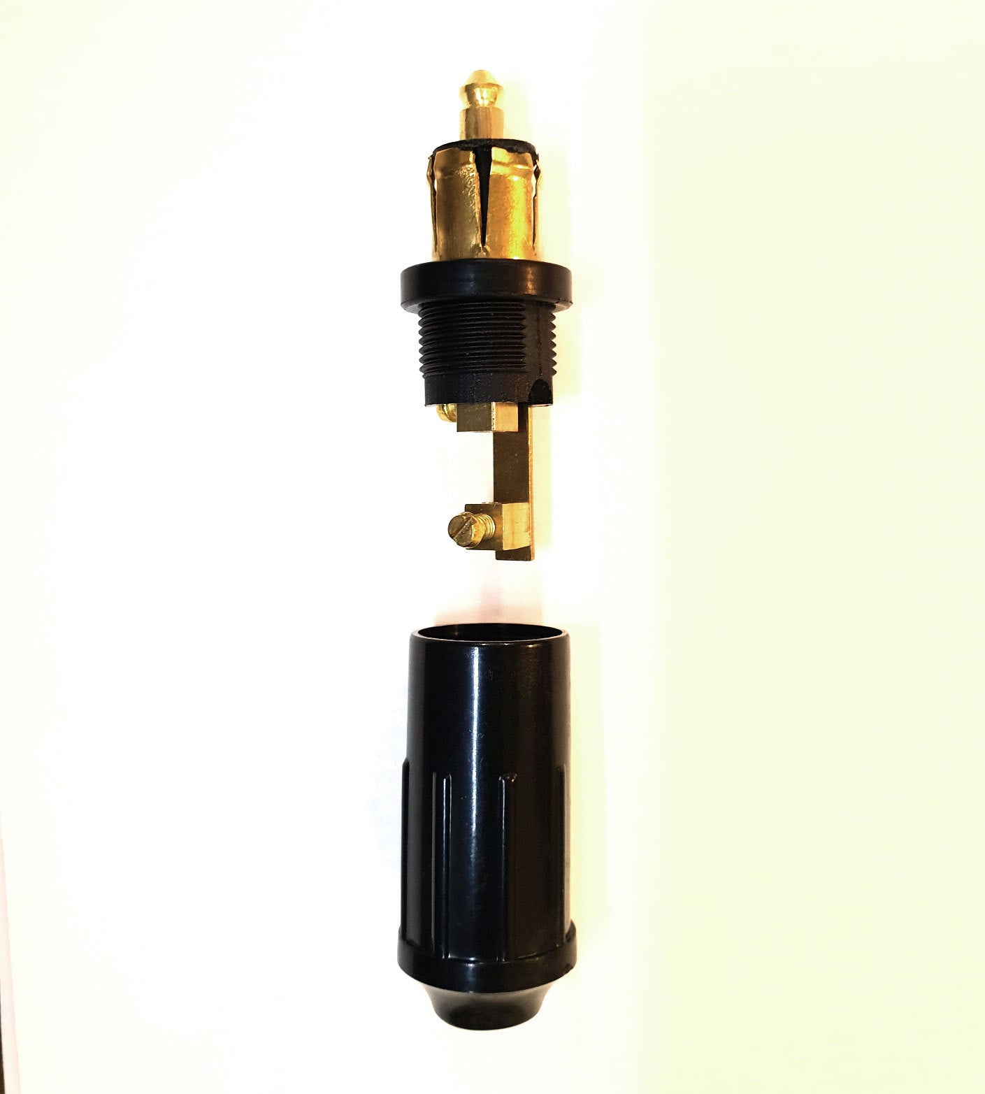 MERIT PLUG HELLA TYPE HEAVY DUTY NO FUSE 12V DC 24V DC