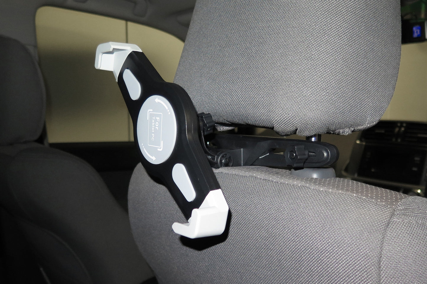 WINDSCREEN iPAD TABLET SUCTION MOUNT UNIVERSAL SIZE WITH EXTRA HEADREST MOUNT