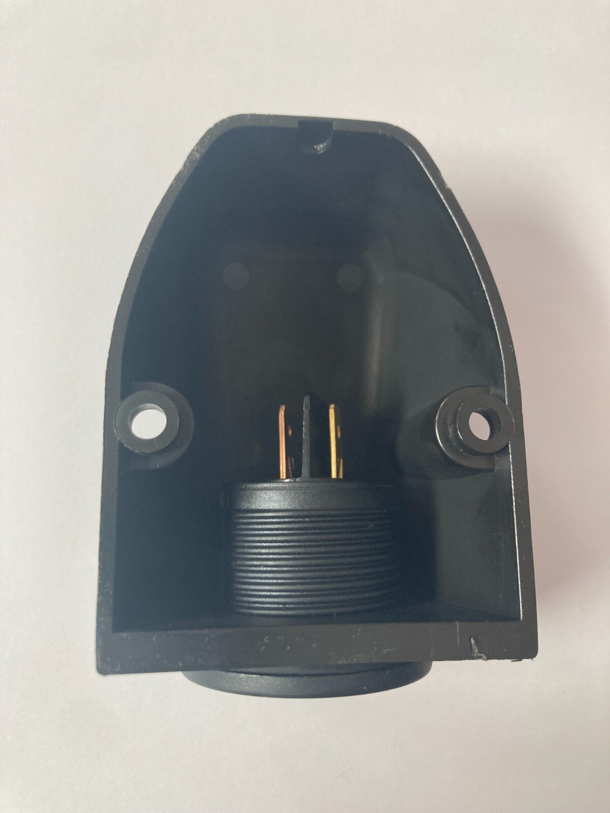 Surface Mount Merit PLUG POWER SOCKET 4x4 LANDCRUISER/CAR 4WD 12V