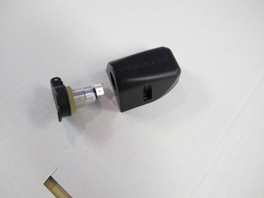 12V 24V 20AMP 10AMP MARINE/BOAT/4X4.CARAVAN SURFACE MOUNT HELLA MERIT SOCKET